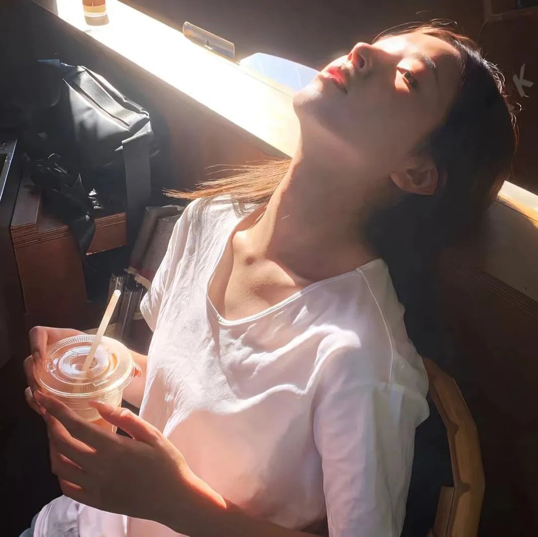 玻璃蜘蛛网